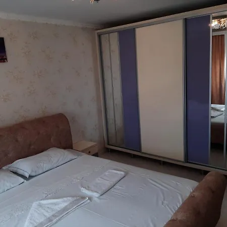 Apartament Corina *